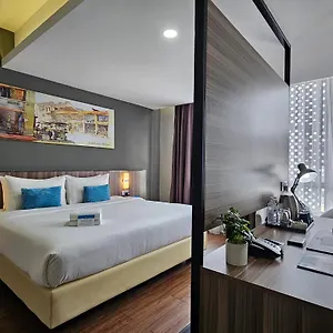 Hotel Days & By Wyndham Kl - Chan Sow Lin Mrt Or Lrt, Kuala Lumpur